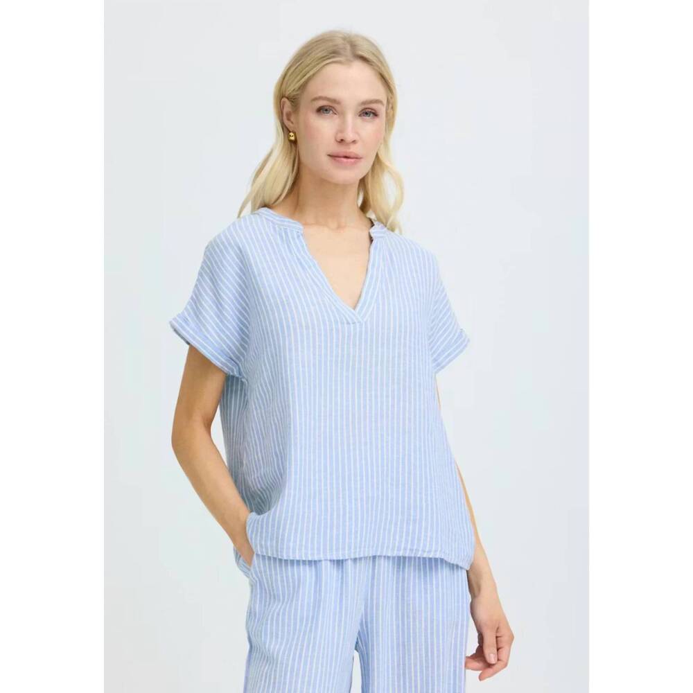 NEW B.YOUNG harborline haven top in blue and white stripe
